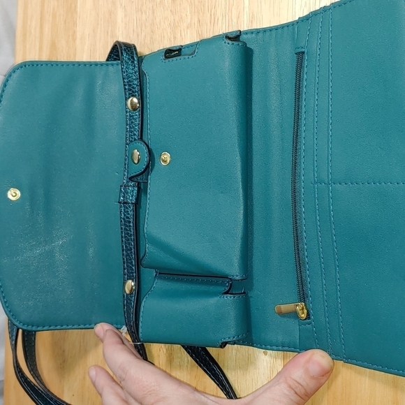Teal wallets with long strap crossover - Picture 3 of 3